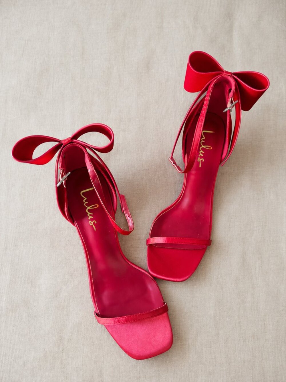 Lulus Red Satin Bow Heels Size 9 – New Without Box